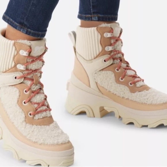 Sorel Shoes - SOREL NWT Brex Women’s Winter Boots Cozy Lace Waterproof size 8.5M ski trip